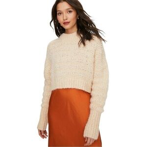 Aritzia Wilfred Lune Alpaca Sweater- Cropped Crewneck Neutral Sweater- Medium